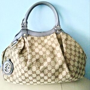 💯 Authentic Gucci hobo bag